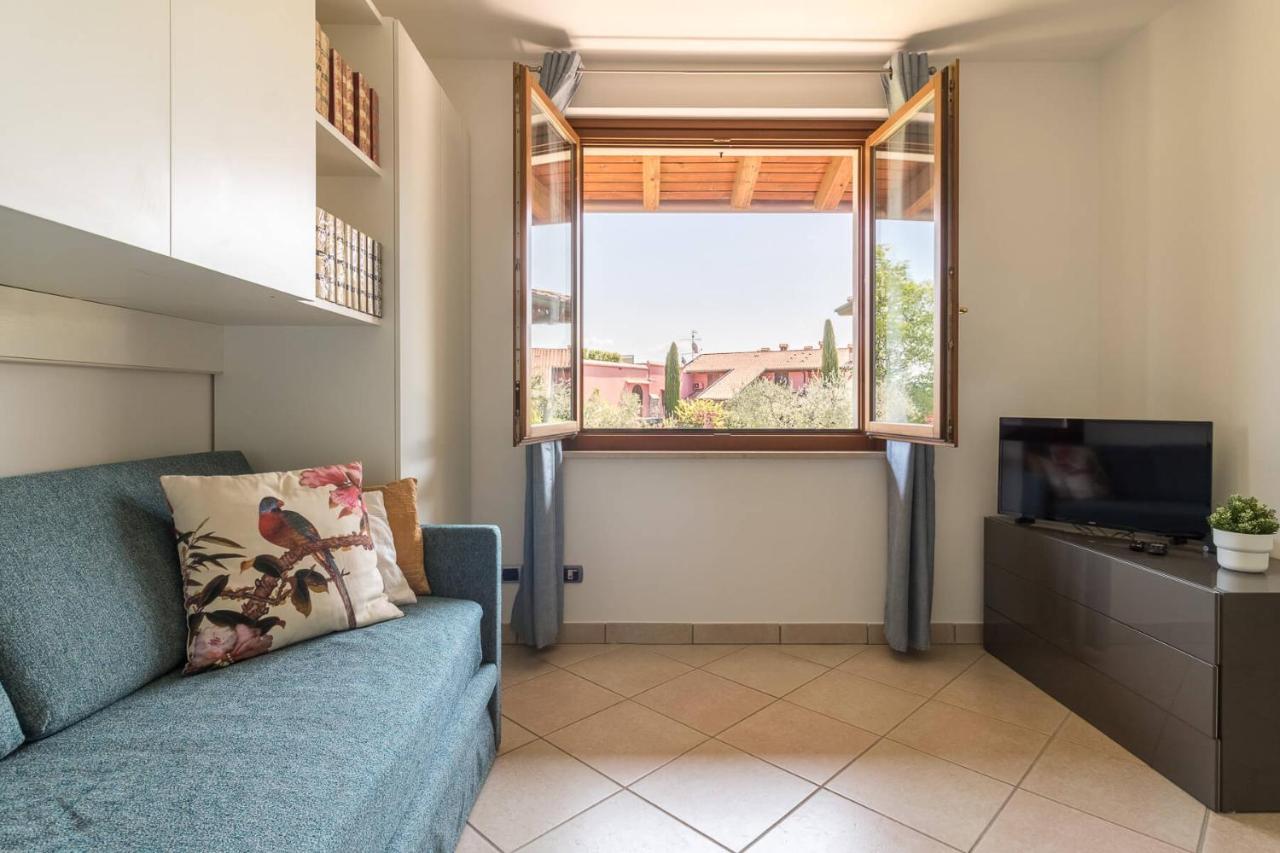 מנרבה דל גארדה Villa Oleander מראה חיצוני תמונה