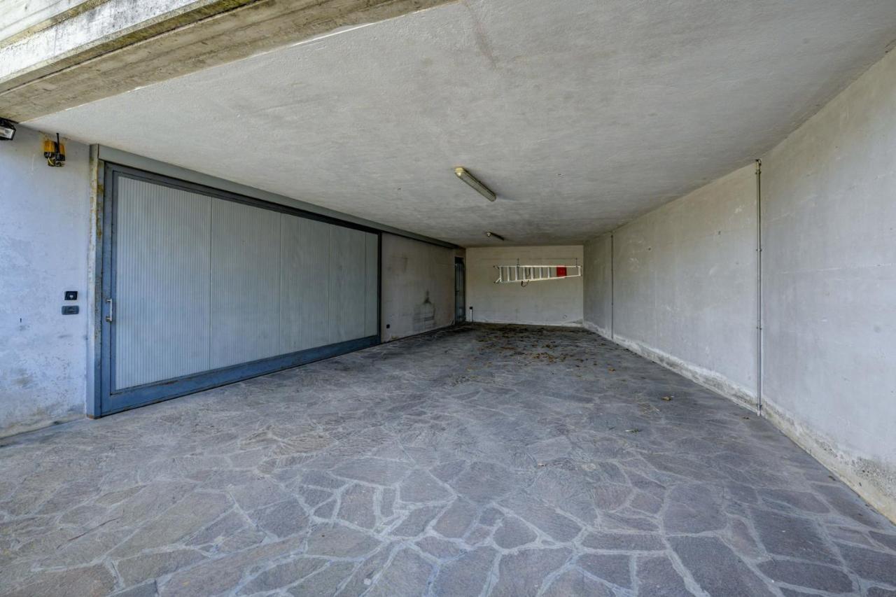 מנרבה דל גארדה Villa Oleander מראה חיצוני תמונה